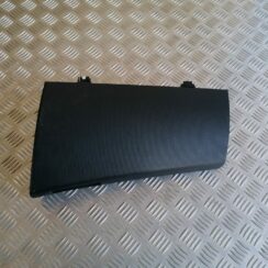 Mantu glabāšanas nodalījums pasažiera pusē priekš CITROEN C-CROSSER 2009