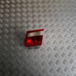 Bagāžnieka vāka labais lukturis priekš BMW 320D E46 2004 TOURING