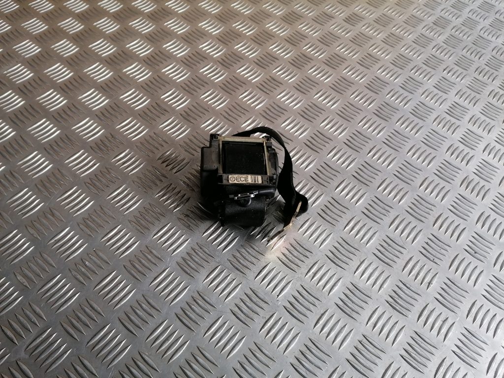 Aizmugurējā labā drošības josta priekš BMW 320D E46 2004 TOURING 2 Aizmugurējā labā drošības josta priekš BMW 320D E46 2004 TOURING