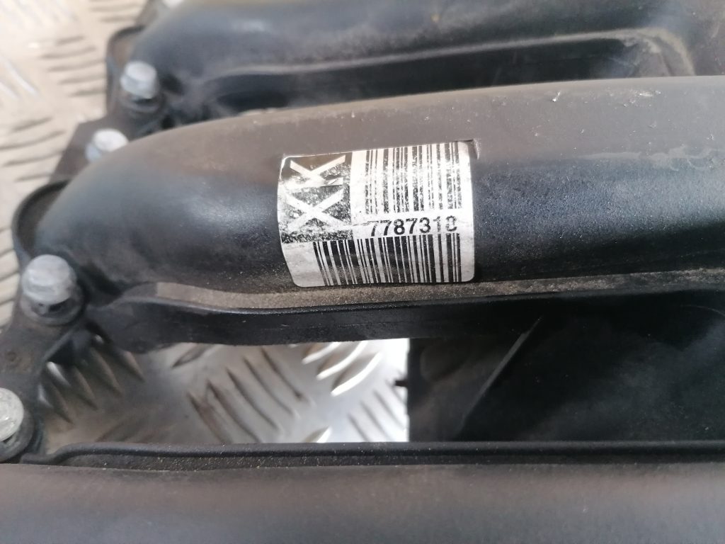 Ieplūdes kolektors priekš BMW 320D E46 2004 TOURING 3 Ieplūdes kolektors priekš BMW 320D E46 2004 TOURING