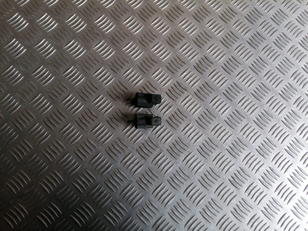 Solenoīda vakuuma vārsts priekš BMW 320D E46 2004 TOURING 4 Solenoīda vakuuma vārsts priekš BMW 320D E46 2004 TOURING