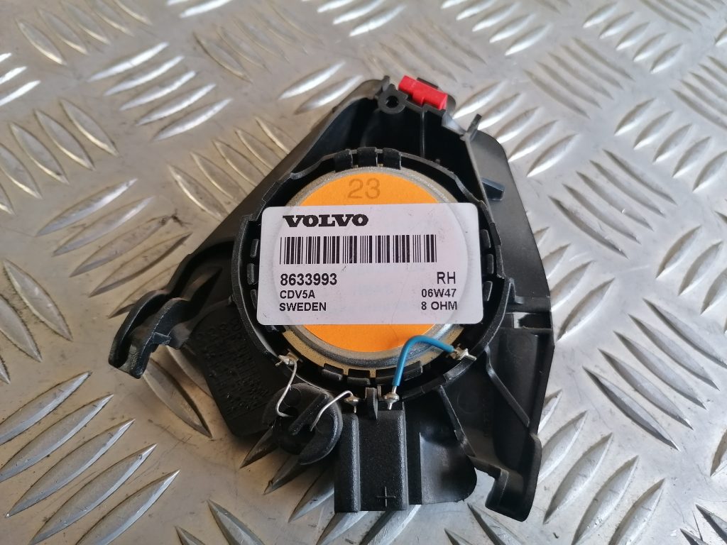 Durvju skaļrunis, augšā priekš VOLVO XC70 2007 3 Durvju skaļrunis, augšā priekš VOLVO XC70 2007