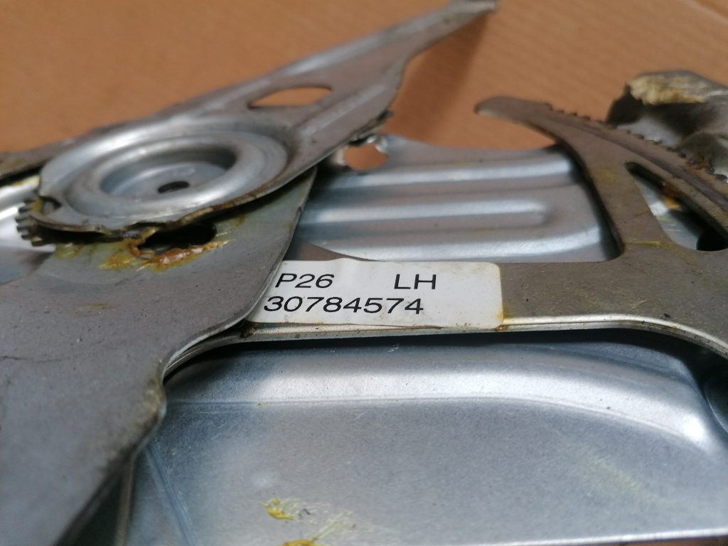 Stikla pacelšanas mehānisms priekšējais kreisais priekš VOLVO XC70 2007 3 Stikla pacelšanas mehānisms priekšējais kreisais priekš VOLVO XC70 2007