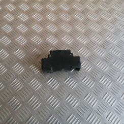 Drošinātāju kārbas korpusa vāks priekš OPEL ASTRA H 2005