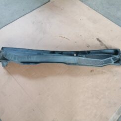 Vējstikla uzlikas (deflektora) režģis priekš OPEL ASTRA H 2005