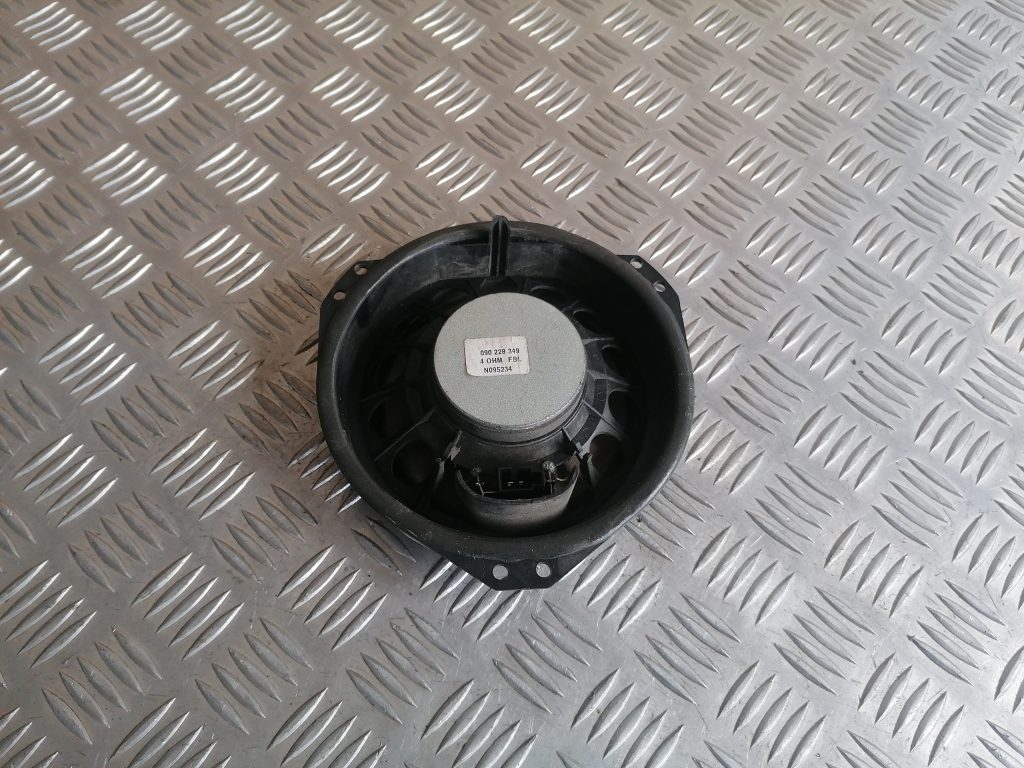 Durvju skaļrunis, apakšā priekš OPEL ZAFIRA 2004