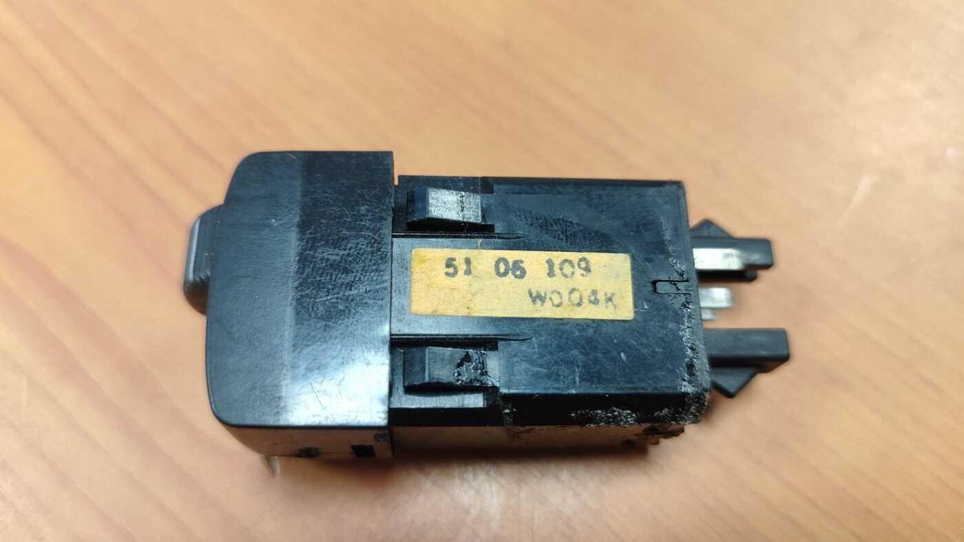 Lukturu augstuma regulēšanas poga priekš SAAB 9-5 1999 7 Lukturu augstuma regulēšanas poga priekš SAAB 9-5 1999