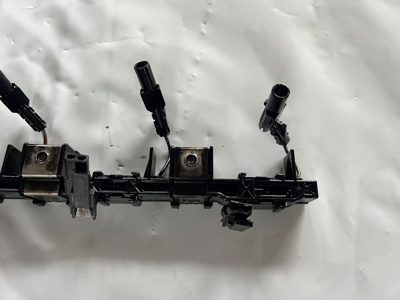 Degvielas smidzinātāju vadi priekš AUDI A4 2007 2 Degvielas smidzinātāju vadi priekš AUDI A4 2007