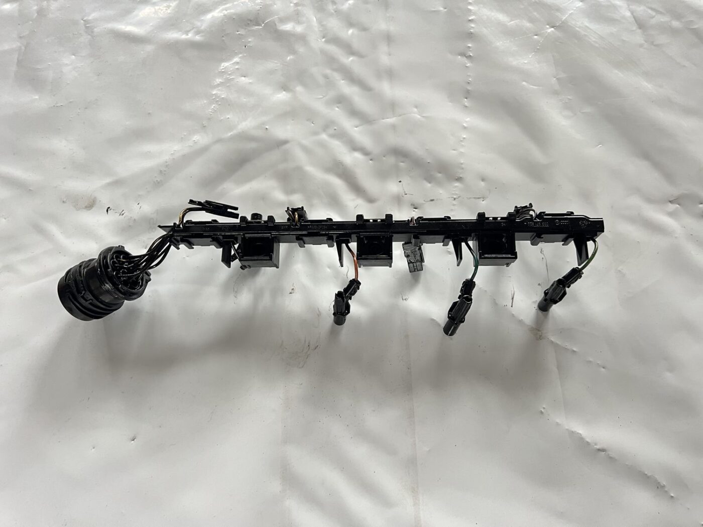 Degvielas smidzinātāju vadi priekš AUDI A4 2007 4 Degvielas smidzinātāju vadi priekš AUDI A4 2007