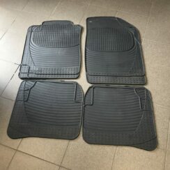 Salona paklāju komplekts priekš NEW AND USED CAR SPARE PARTS