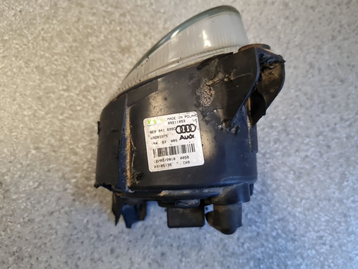 Miglas lukturis priekšā pa kreisi priekš AUDI A4 2008 AVANT 9 Miglas lukturis priekšā pa kreisi priekš AUDI A4 2008 AVANT