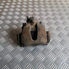 Priekšējais labais suports priekš VOLVO C30 2008 SILVER