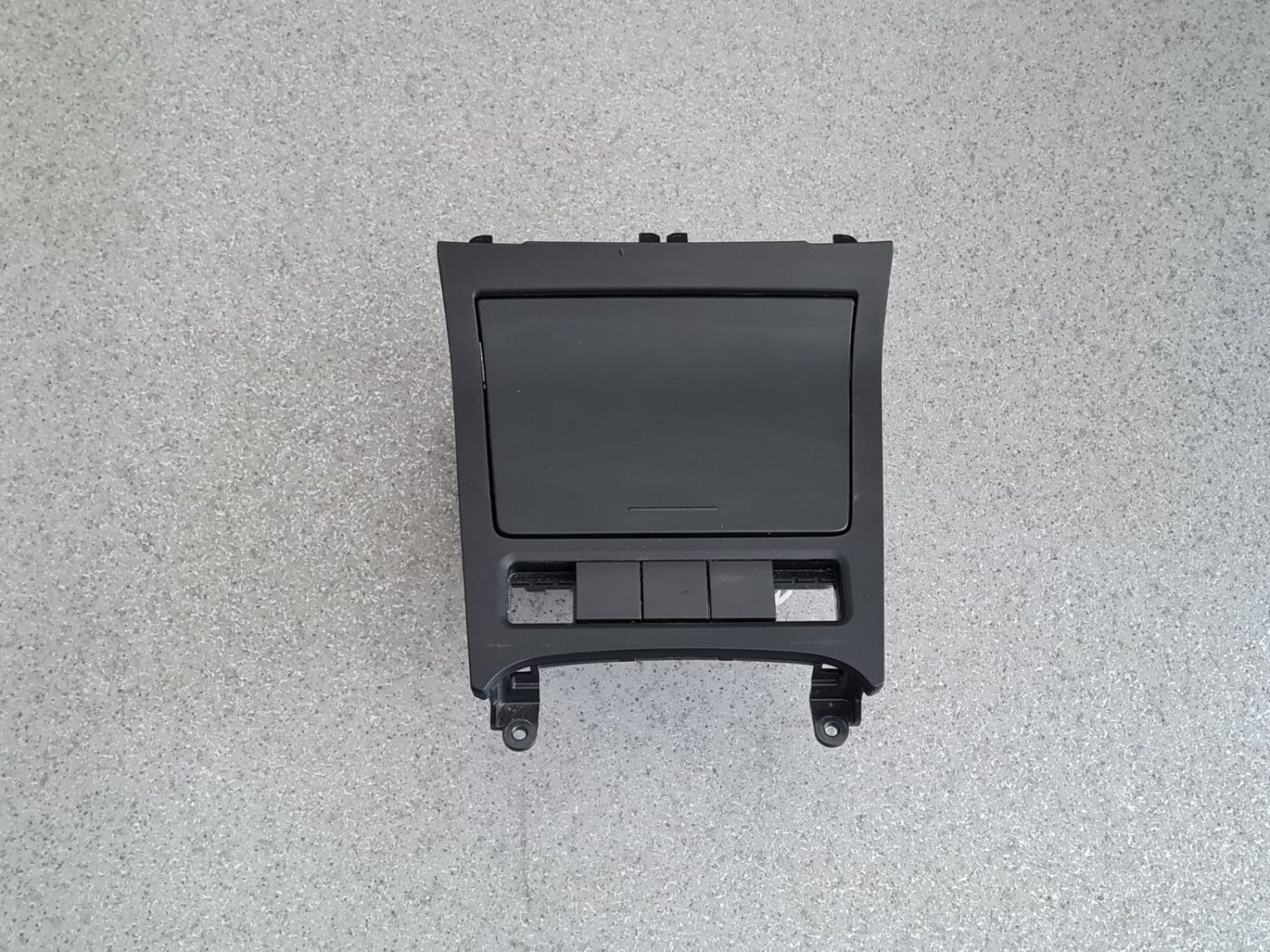 Pelnu trauks priekš VW GOLF VARIANT 2012