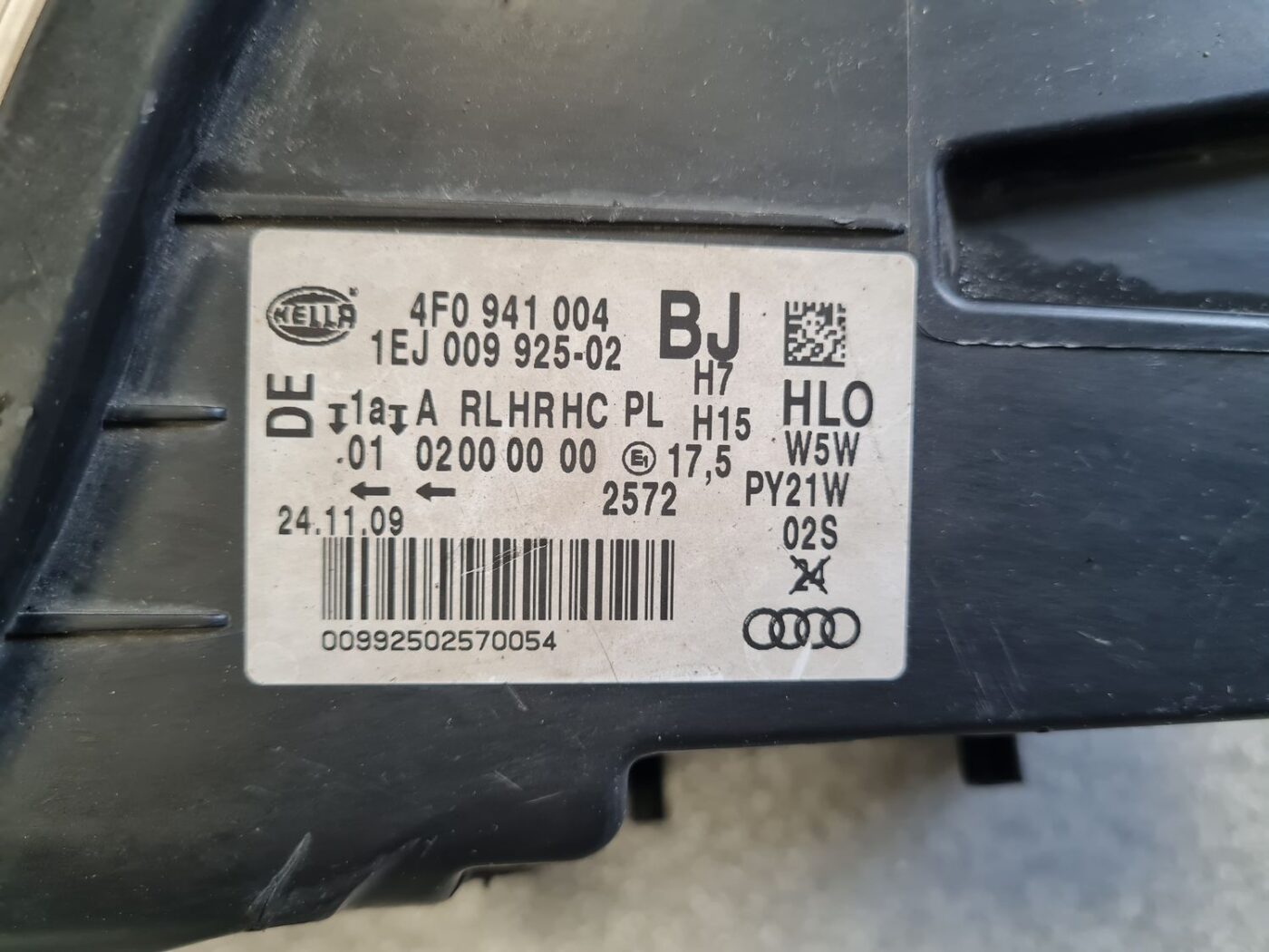 Priekšējais labais lukturis priekš AUDI A6 2008 14 Priekšējais labais lukturis priekš AUDI A6 2008