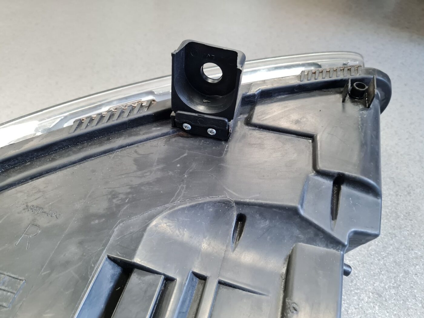 Priekšējais labais lukturis priekš AUDI A6 2008 10 Priekšējais labais lukturis priekš AUDI A6 2008