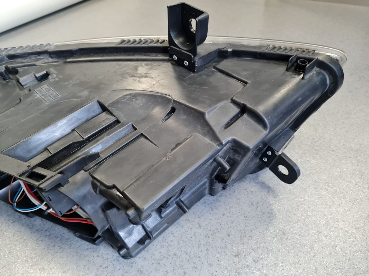 Priekšējais labais lukturis priekš AUDI A6 2008 9 Priekšējais labais lukturis priekš AUDI A6 2008