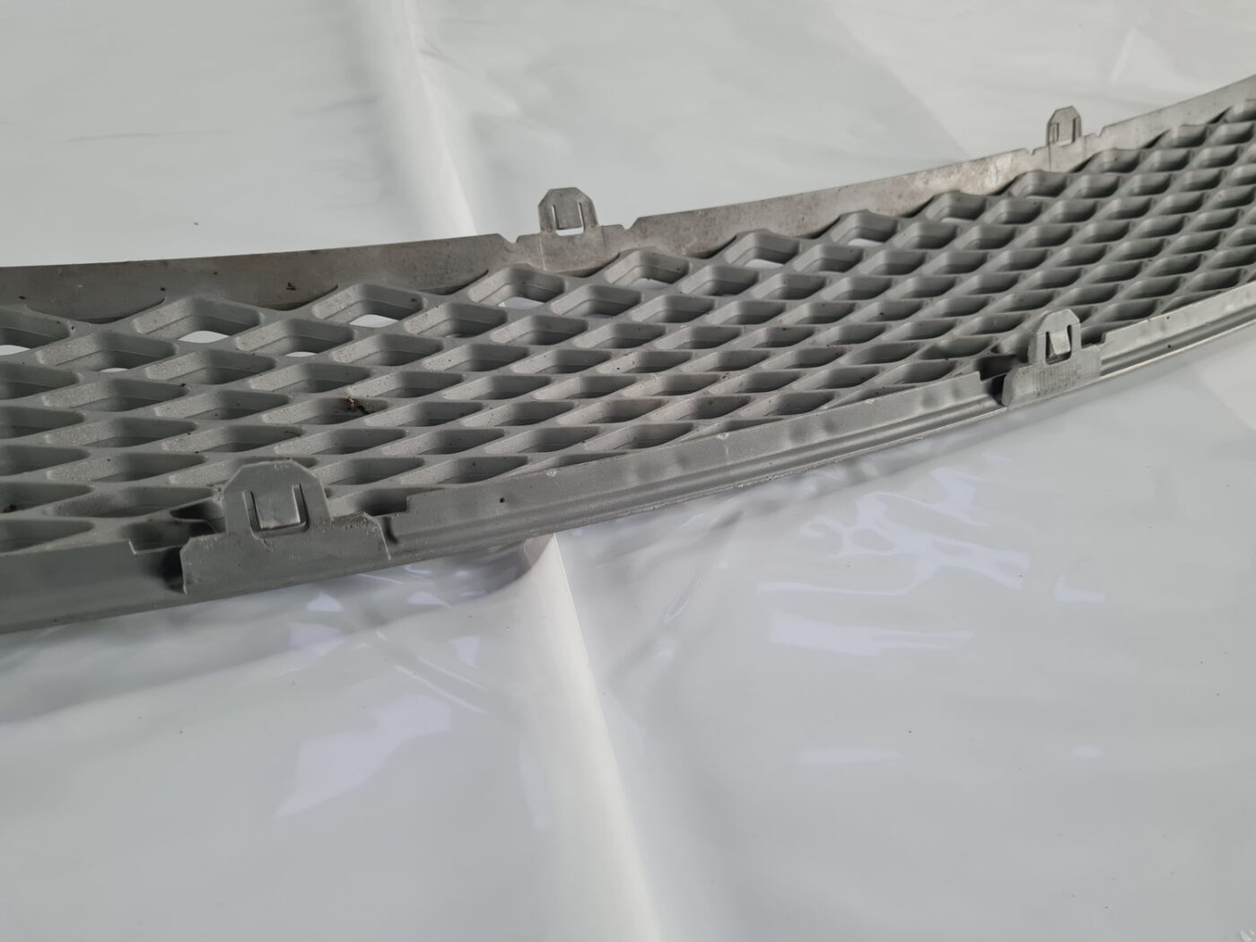 Bufera reste priekš FORD MONDEO 2007 6 Bufera reste priekš FORD MONDEO 2007