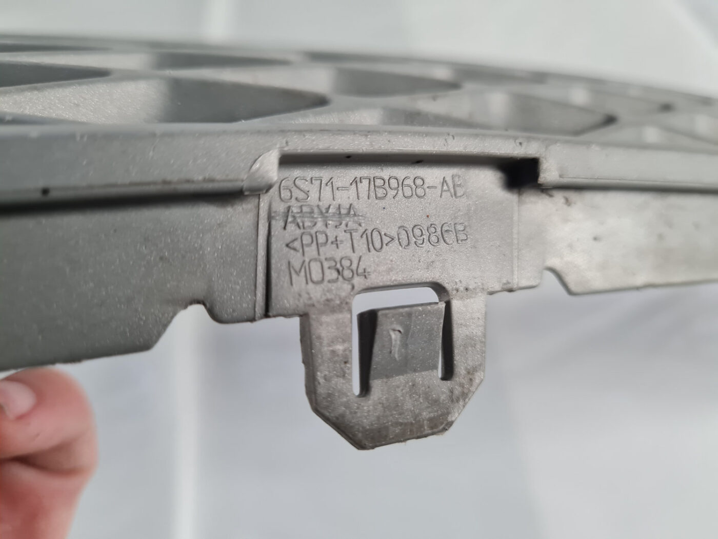 Bufera reste priekš FORD MONDEO 2007 3 Bufera reste priekš FORD MONDEO 2007