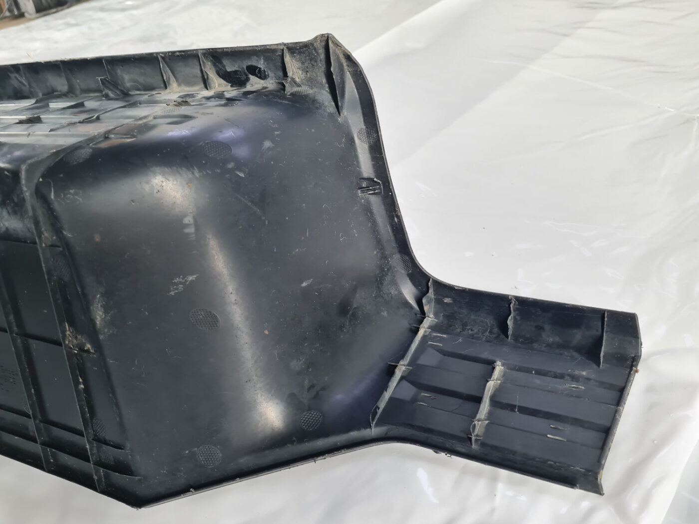 Aizmugurēja bufera uzlika priekš Toyota Hilux 2016- 521590K300 5 Aizmugurēja bufera uzlika priekš Toyota Hilux 2016- 521590K300