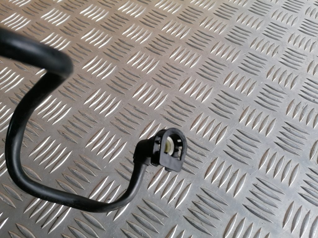 Degvielas caurule priekš OPEL ASTRA SPORT 2017