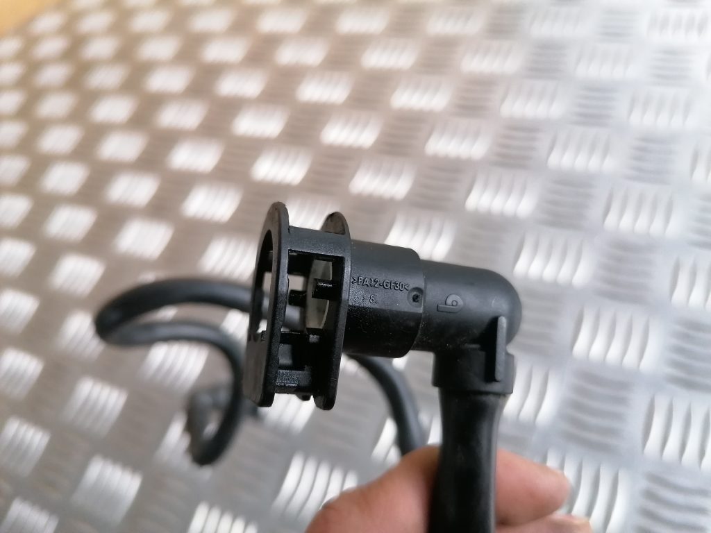 Degvielas caurule priekš OPEL ASTRA SPORT 2017