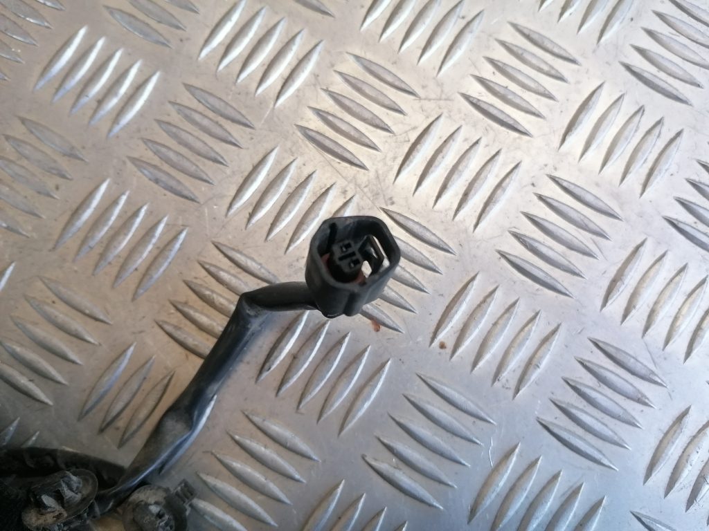 Pārkošanas devēju vads priekš CITROEN C-CROSSER 2009