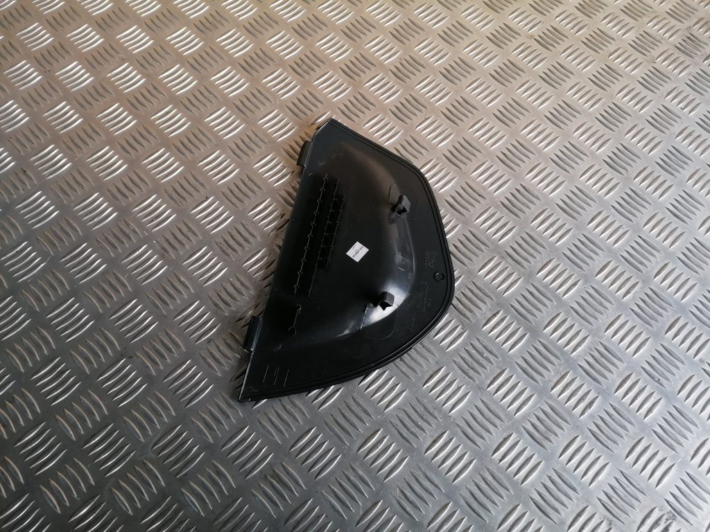 Mērinstrumentu paneļa sānu apdare priekš VOLVO XC70 2007