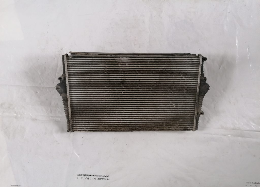 Interkūleris priekš VOLVO XC70 2007 2 Interkūleris priekš VOLVO XC70 2007