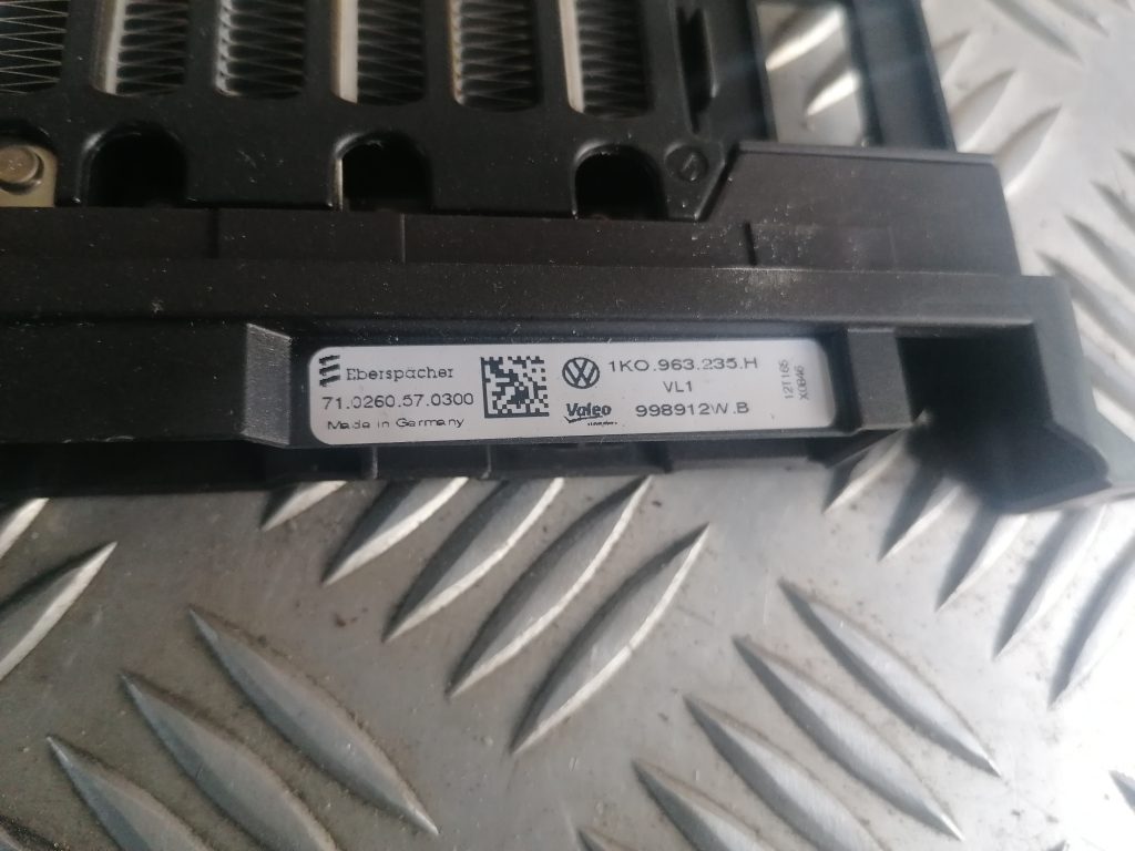 Papildus autonoma elektriskais sildītājs priekš VW GOLF VARIANT 2012 2 Papildus autonoma elektriskais sildītājs priekš VW GOLF VARIANT 2012