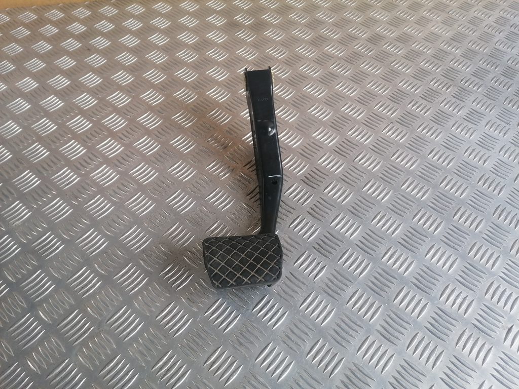 Bremžu pedālis priekš VW GOLF VARIANT 2012