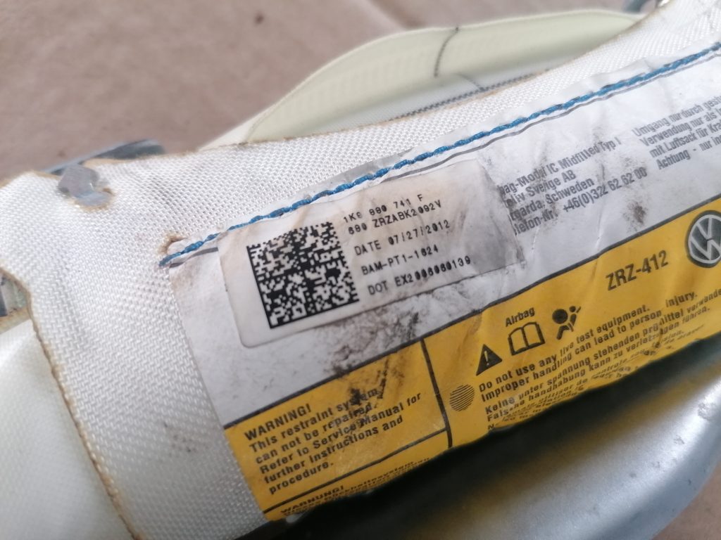 Griestu drošības spilvens, pa kreisi priekš VW GOLF VARIANT 2012 3 Griestu drošības spilvens, pa kreisi priekš VW GOLF VARIANT 2012