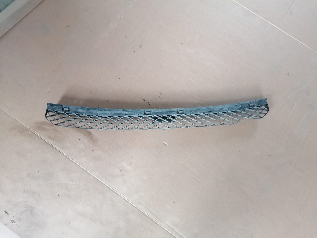 Bufera reste priekš VW GOLF VARIANT 2012 1 Bufera reste priekš VW GOLF VARIANT 2012