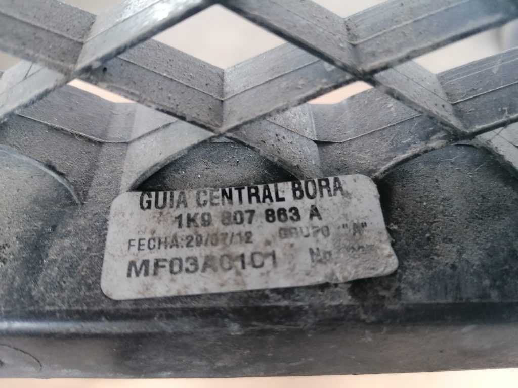 Bufera reste priekš VW GOLF VARIANT 2012 3 Bufera reste priekš VW GOLF VARIANT 2012