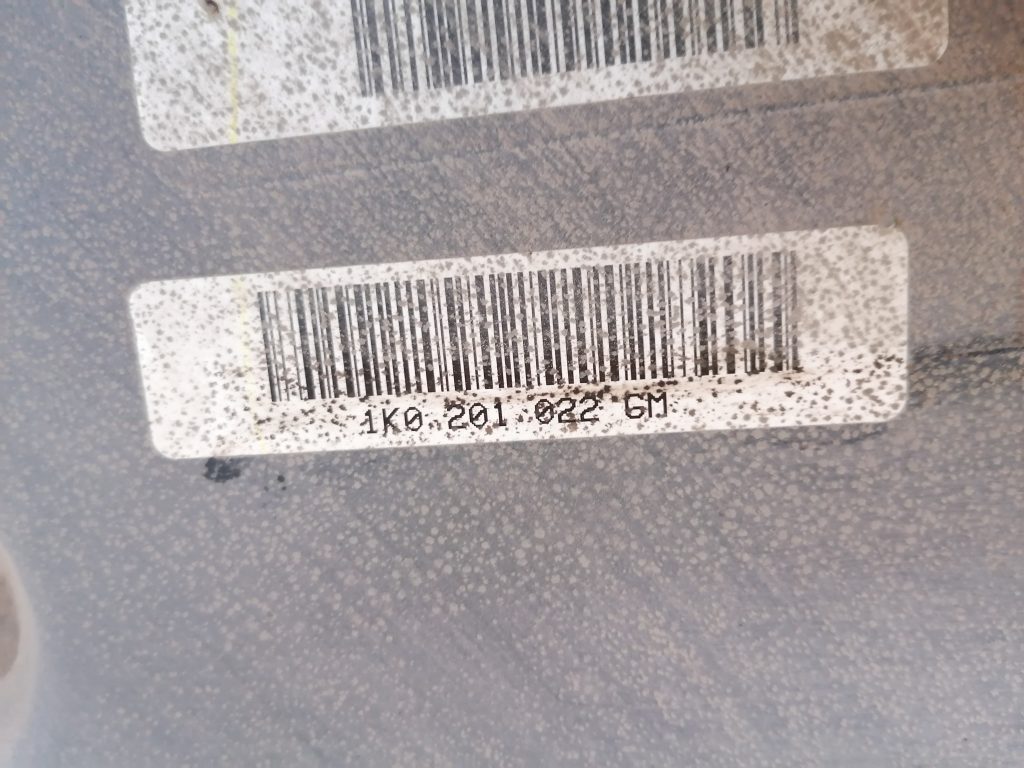 Degvielas tvertne priekš VW GOLF VARIANT 2012 2 Degvielas tvertne priekš VW GOLF VARIANT 2012