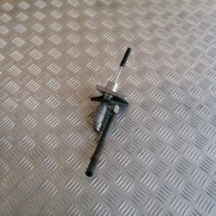 Sajūga galvenais cilindrs priekš KIA CEED 2007