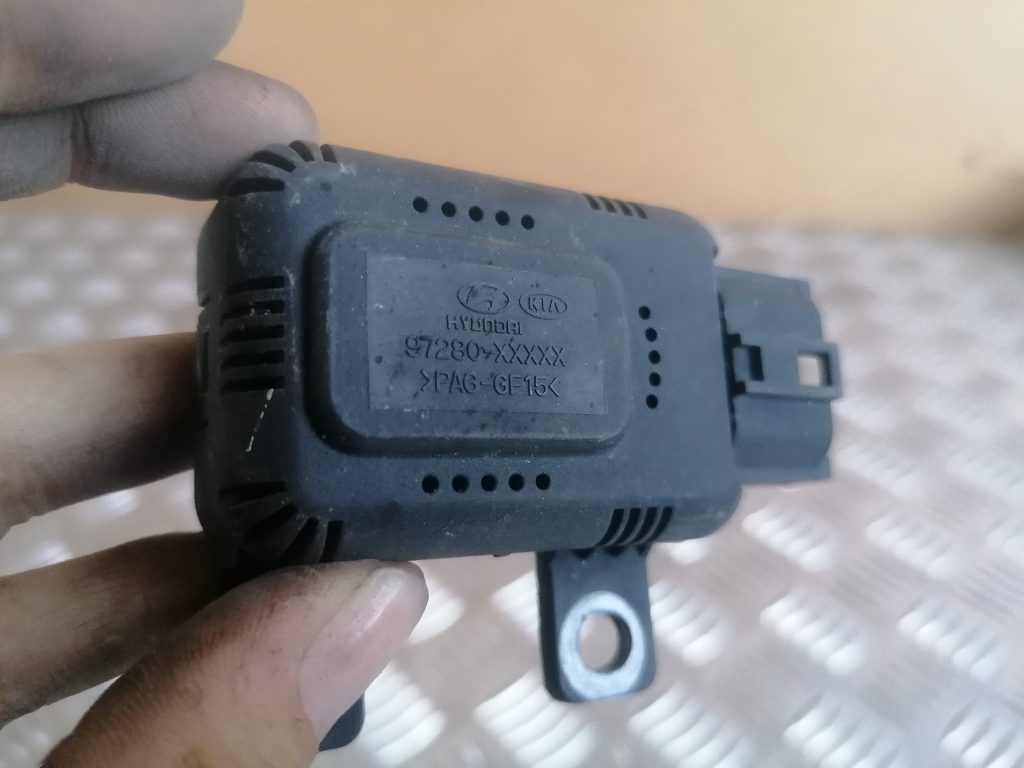 Temperatūras devejs priekš KIA CEED 2007 3 Temperatūras devejs priekš KIA CEED 2007