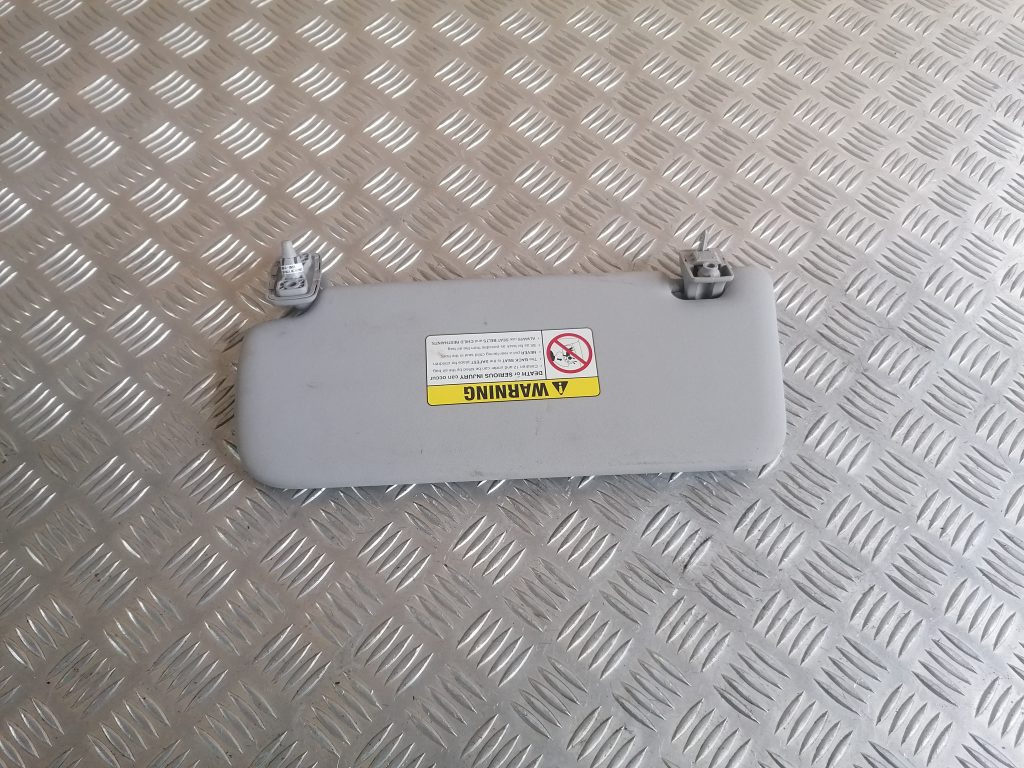 Saules aizsargs priekš KIA CEED 2007