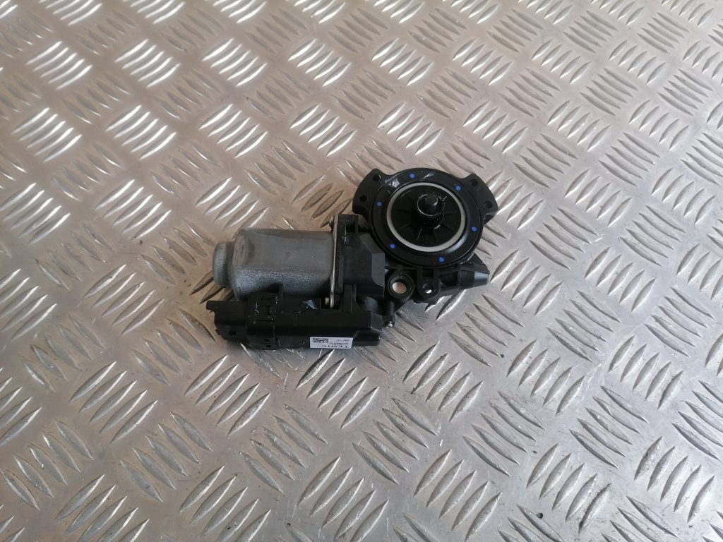 Elektrisko stiklu motors priekš KIA CEED 2007 2 Elektrisko stiklu motors priekš KIA CEED 2007