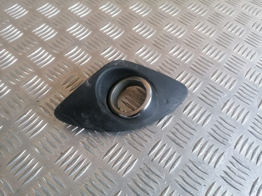 Miglas luktura reste, pa kreisi priekš KIA CEED 2007 1 Miglas luktura reste, pa kreisi priekš KIA CEED 2007