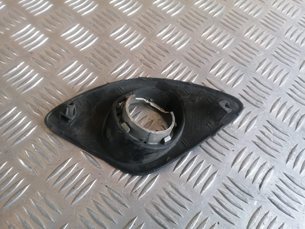 Miglas luktura reste, pa kreisi priekš KIA CEED 2007 2 Miglas luktura reste, pa kreisi priekš KIA CEED 2007