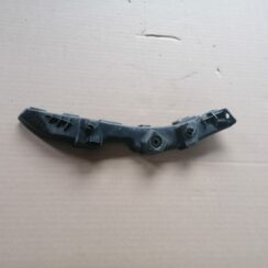 Aizmugurējā spārna un bufera stiprinājums priekš KIA CEED 2007