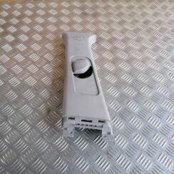 Vidējas salona statnes apdare priekš KIA CEED 2007