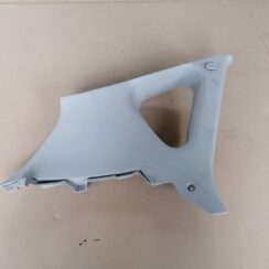 Aizmugurējas salona statnes apdare priekš KIA CEED 2007