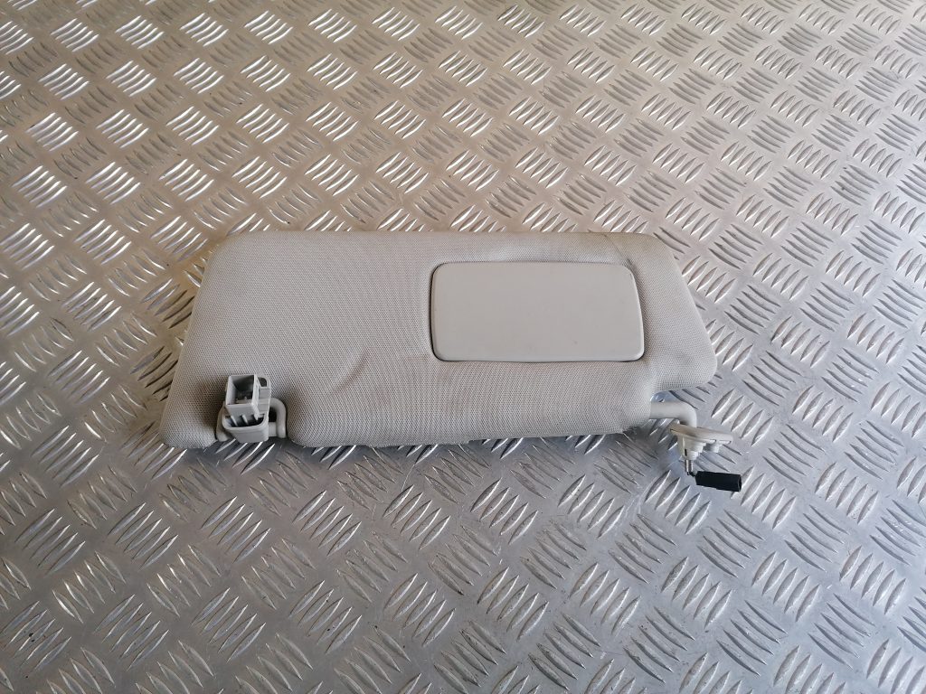 Saules aizsargs priekš SUBARU LEGACY 2009 2 Saules aizsargs priekš SUBARU LEGACY 2009