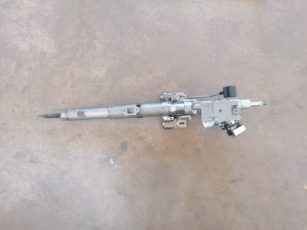 Stūres statne priekš SUBARU LEGACY 2009