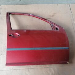 Priekšējās labās durvis priekš VW GOLF IV 1999