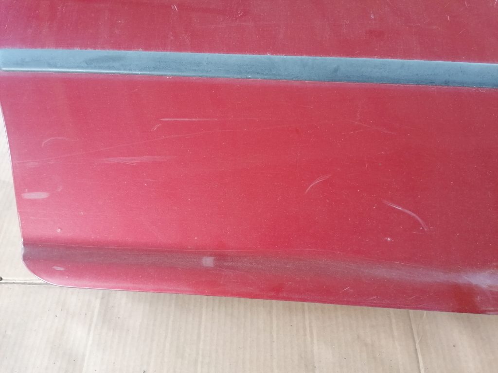 Aizmugurējās labās durvis priekš VW GOLF IV 1999