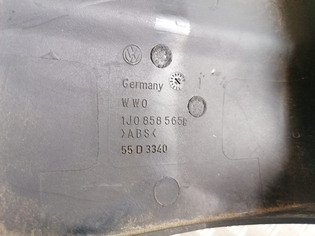 Stūres statnes putekļu aizsargs (salonā) priekš VW GOLF IV 1999