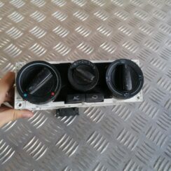 Klimata kontroles bloks priekš VW GOLF IV 1999