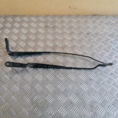 Vējstikla slotu turētāju komplekts priekš VW GOLF IV 1999